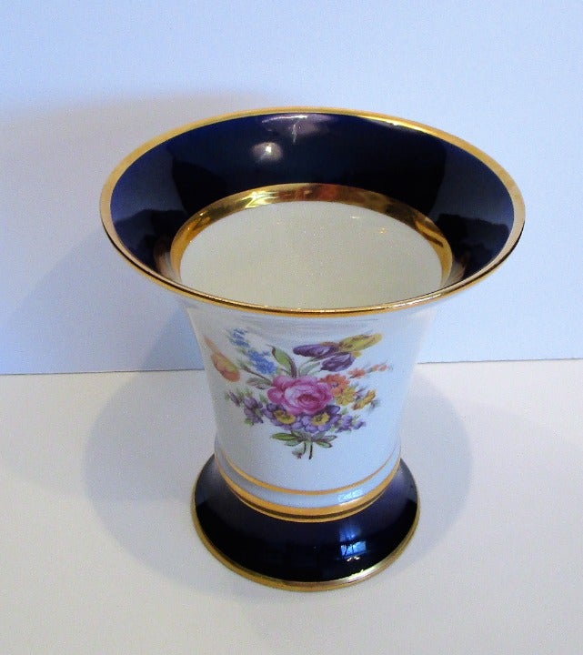 Vase, ROYAL DUX Bohemia Czechoslovakia Vase Roses Hand Painted Porcelain