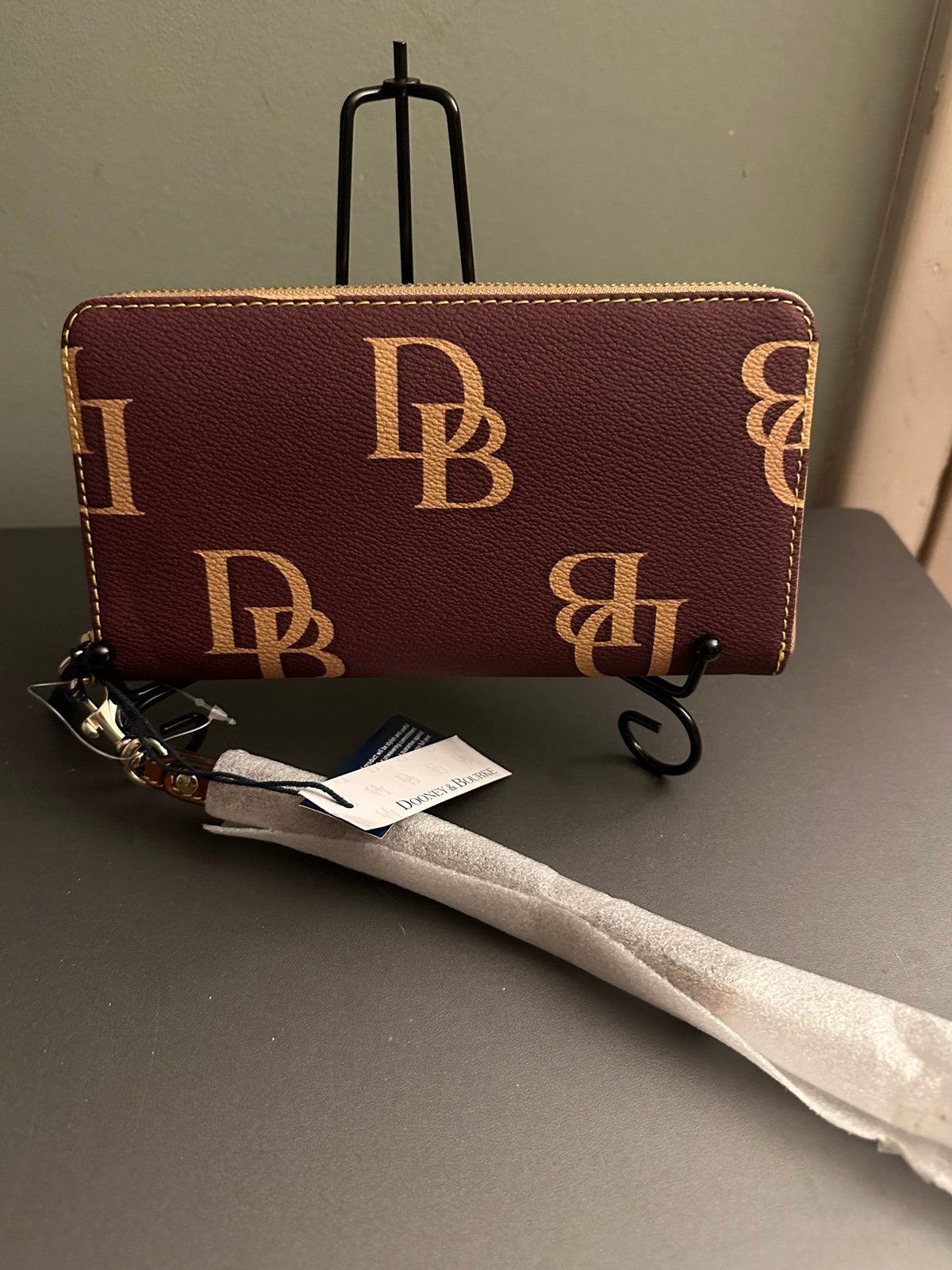 NWT Dooney & Bourke Large Zip Around Monogram Wine Wristlet