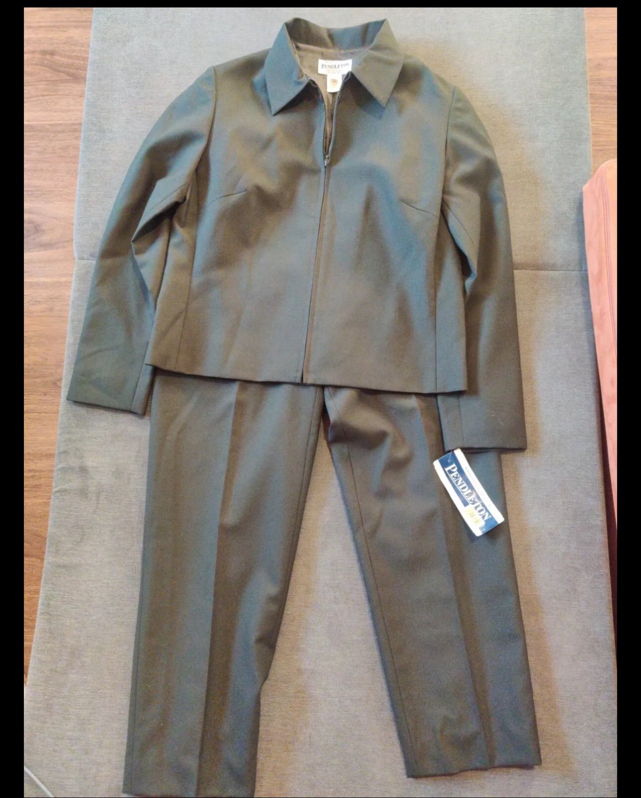 Pendleton Forest Green Wool Blend Pants Suit Jacket Size 8-10 NWT NEW.