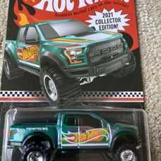 2017 Ford F-150 Raptor Hot Wheels Collector Edition - Dollar General Exclusive