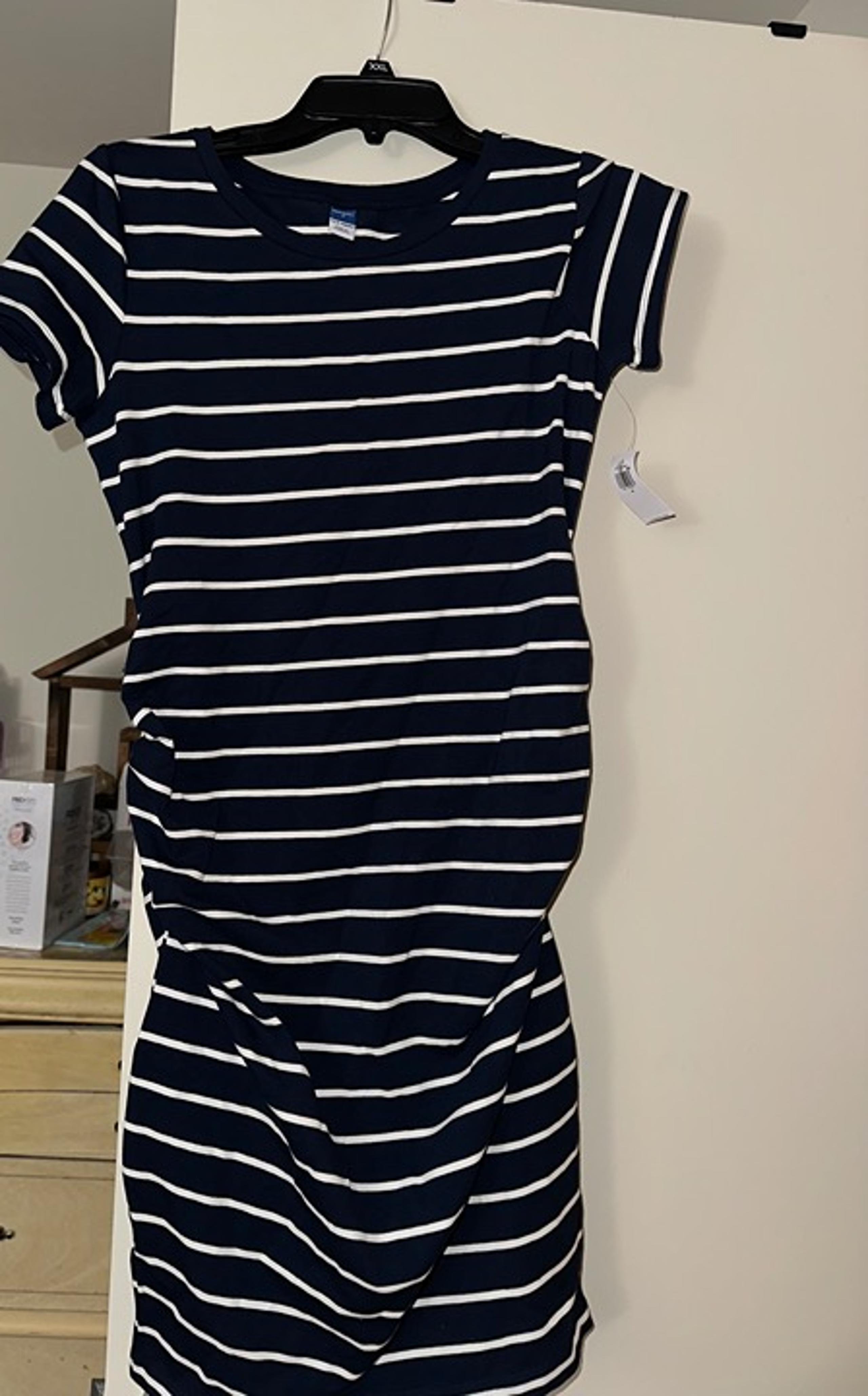 Old Navy maternity dresses