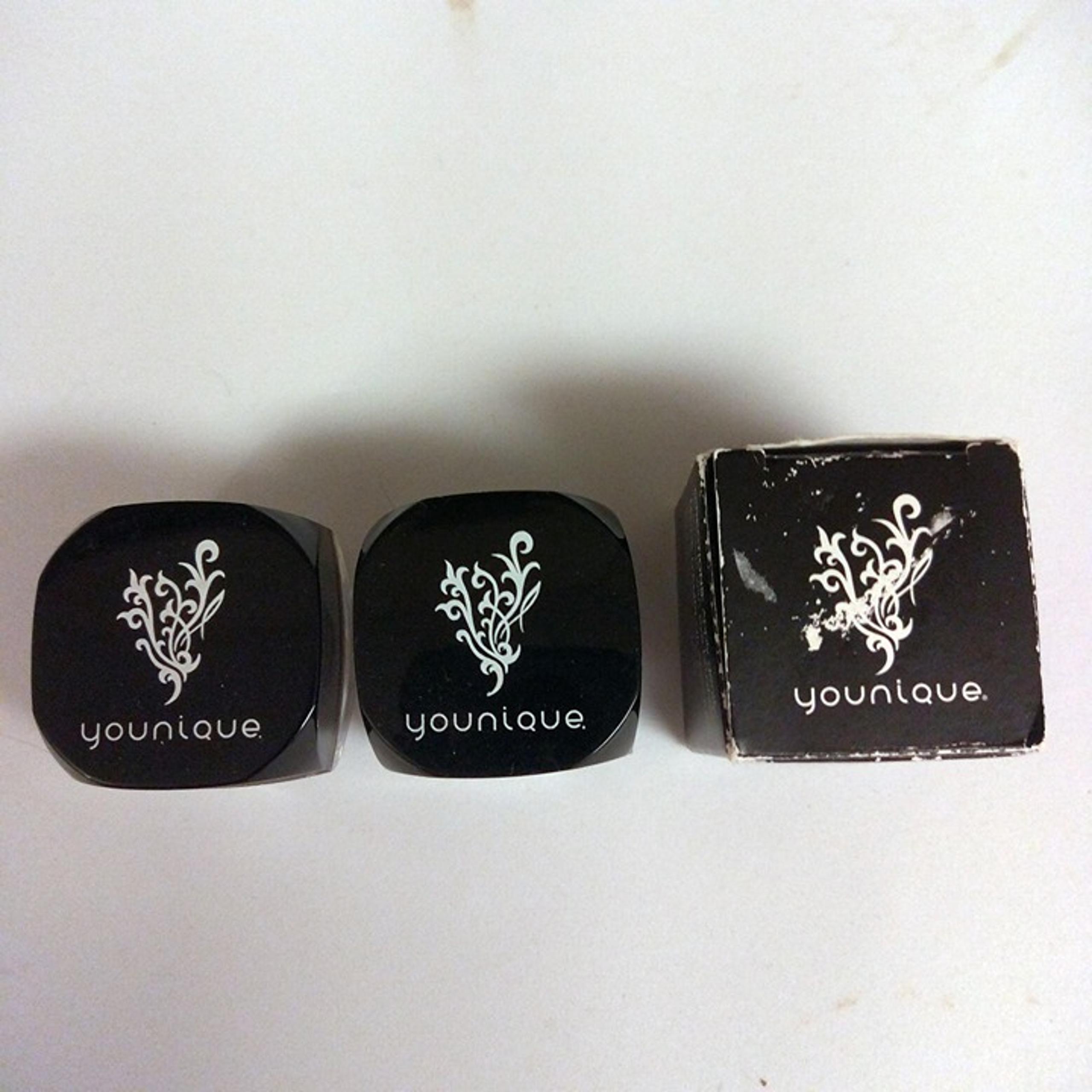 Younique Moodstruck Minerals Pigment Shimmer Eye Shadow Lot