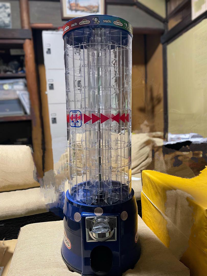 A brand new gachapon machine