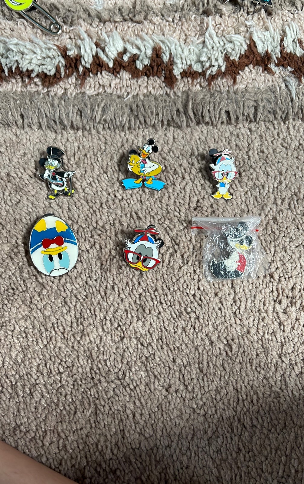 Disney pins