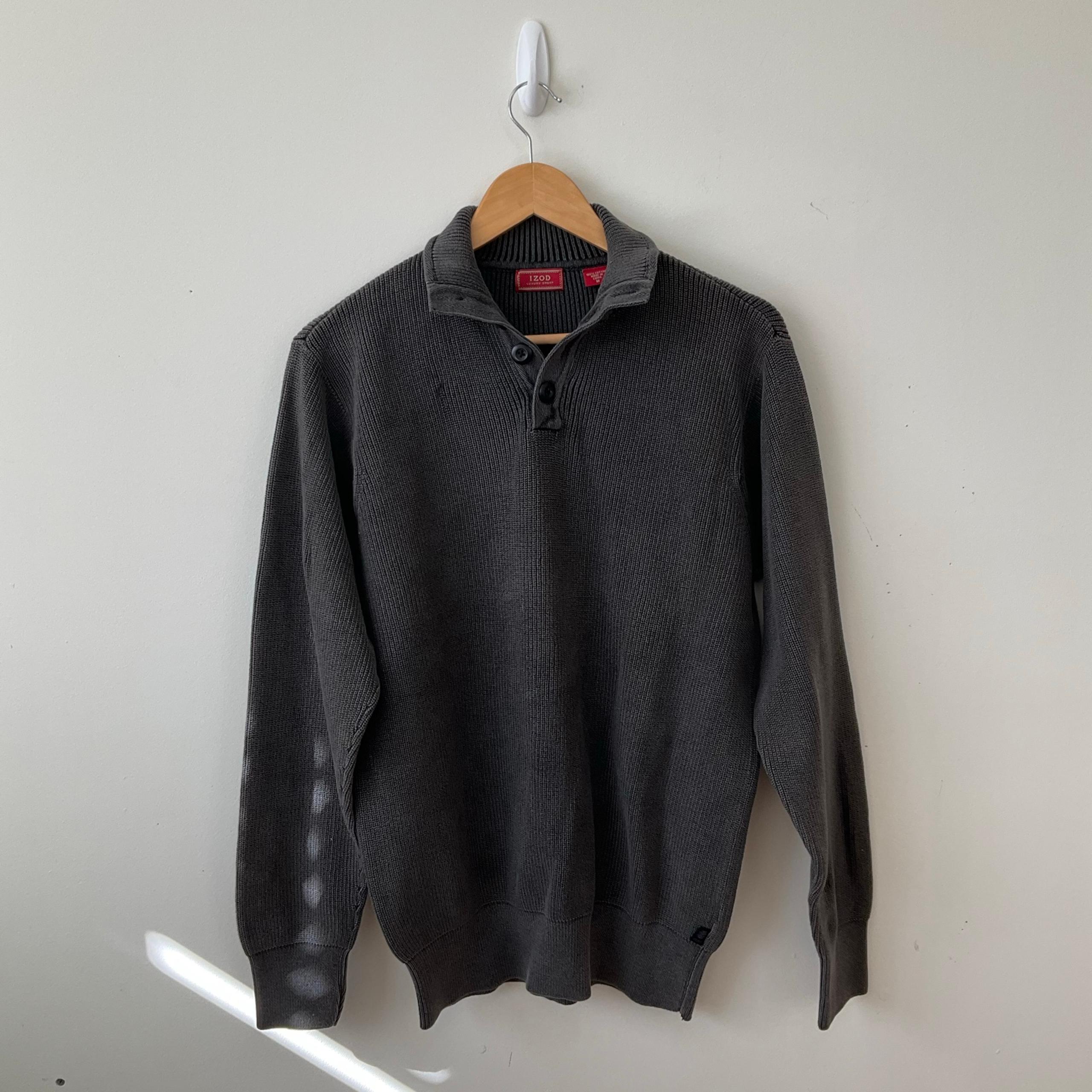 Izod Sweater Men’s Medium Casual Pull Over Long Sleeves