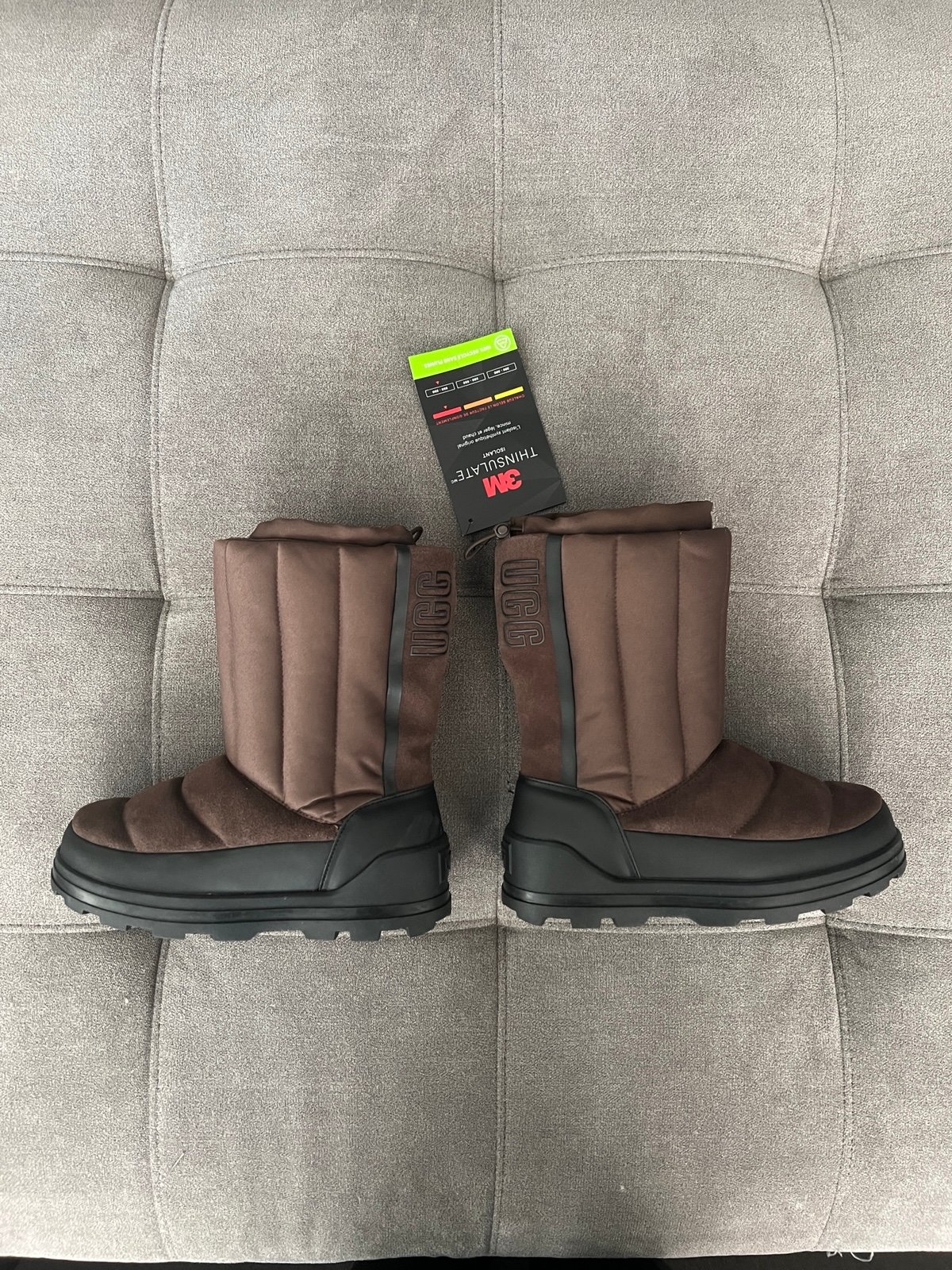 UGG Classic Klamath Short (Size 5 Women’s)