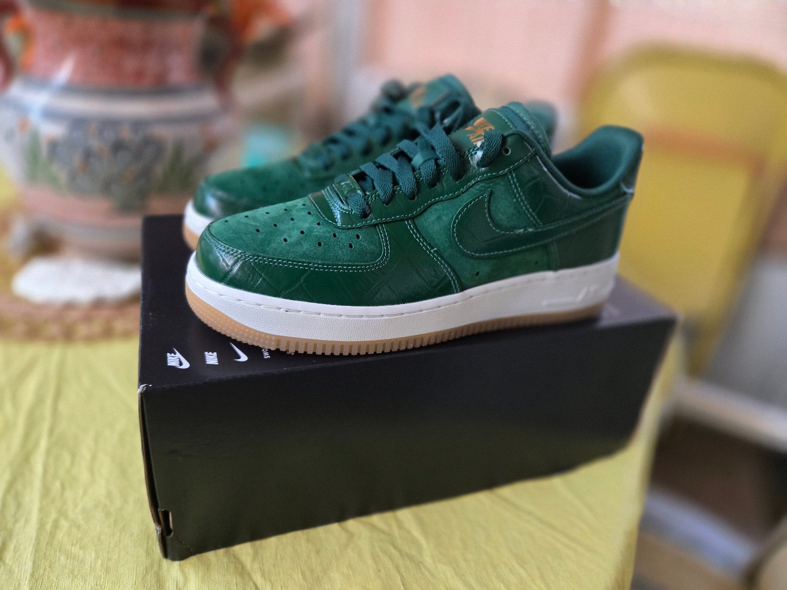 Brand New Green Womens Air Force 1 '07 LX George Green Croc
