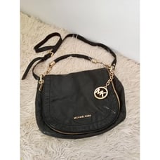 MICHAEL KORS Black Leather Messenger Bag Zip Fold Flap Pockets Gold Medallion