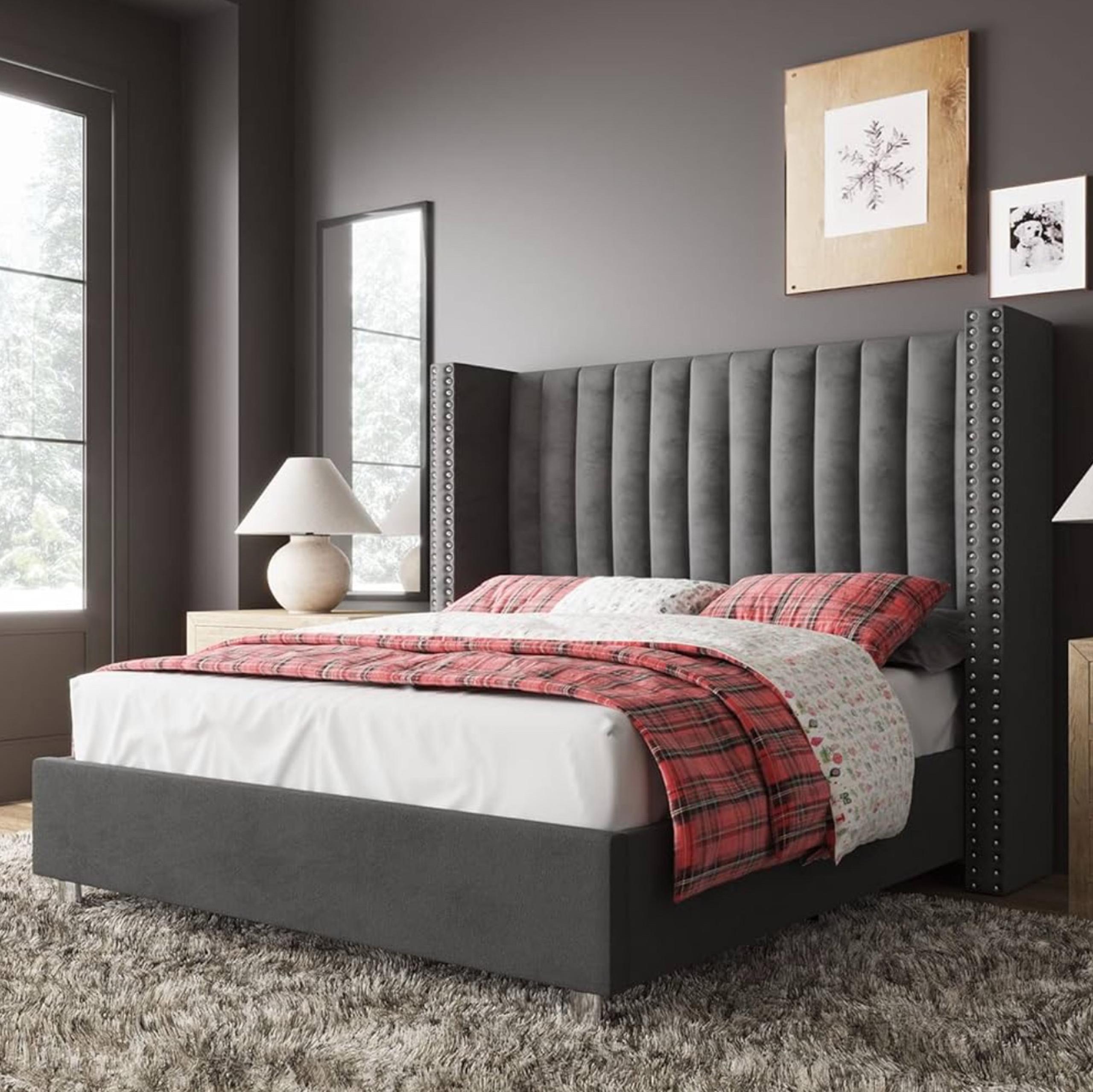 QUEEN SIZE BED FRAME