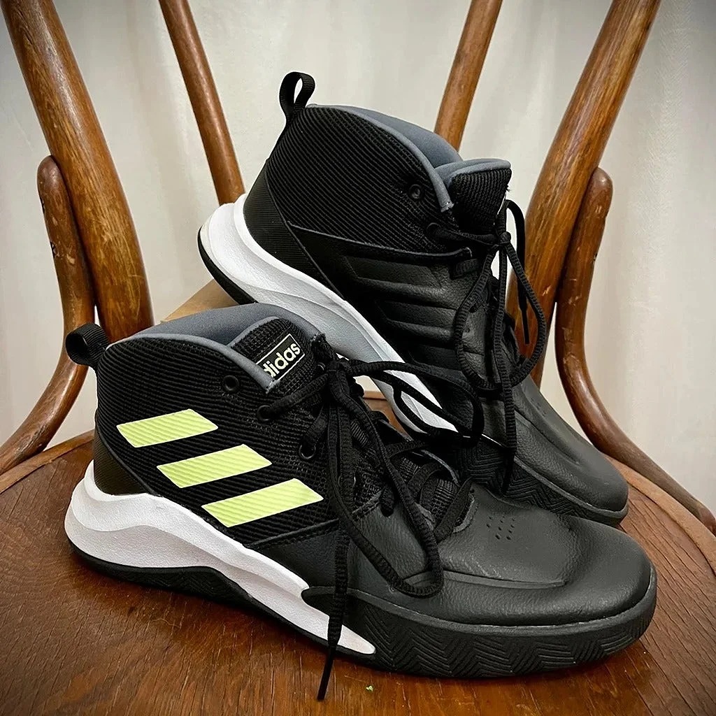 Adidas own the game k deals wide