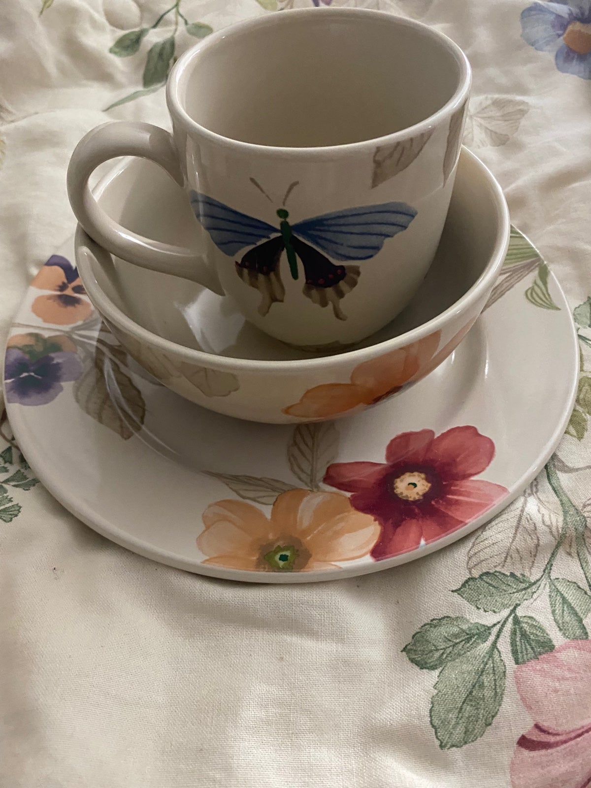 Longaberger Botanical Fields place setting