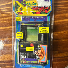 CENTIPEDE ATARI MGA HANDHELD LCD MINI CABINET GAME 2005 NEW RARE SEALED ORIGINAL