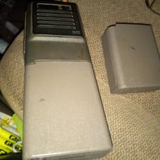 (2) Motorola (MT-1000) UHF RADIOS That ARE Programed On (LOCAL GMRS REPEATERS )