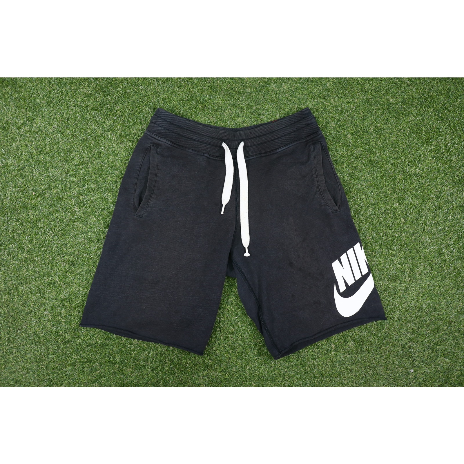 Nike Club Alumni French Terry Shorts Black Size S