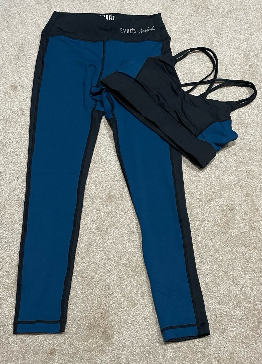 NEW Without Tags Evree X Barbella Size L Padded Sports Bra and Legging Set