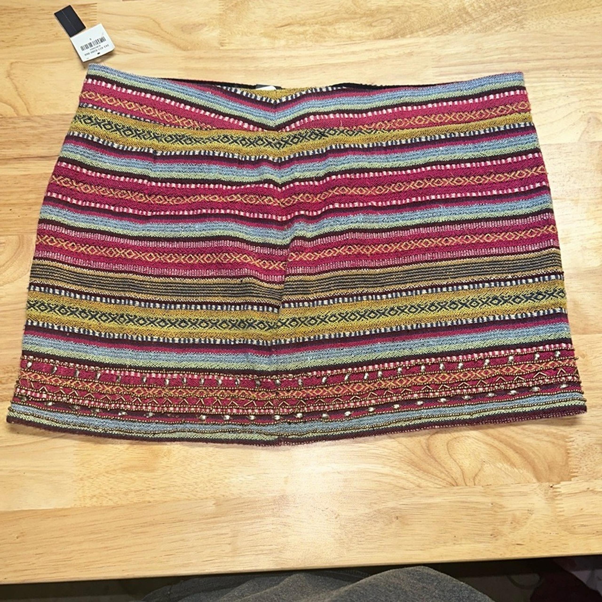 Hollister Aztec mini studded skirt NWT 9 zipper Wool blend
