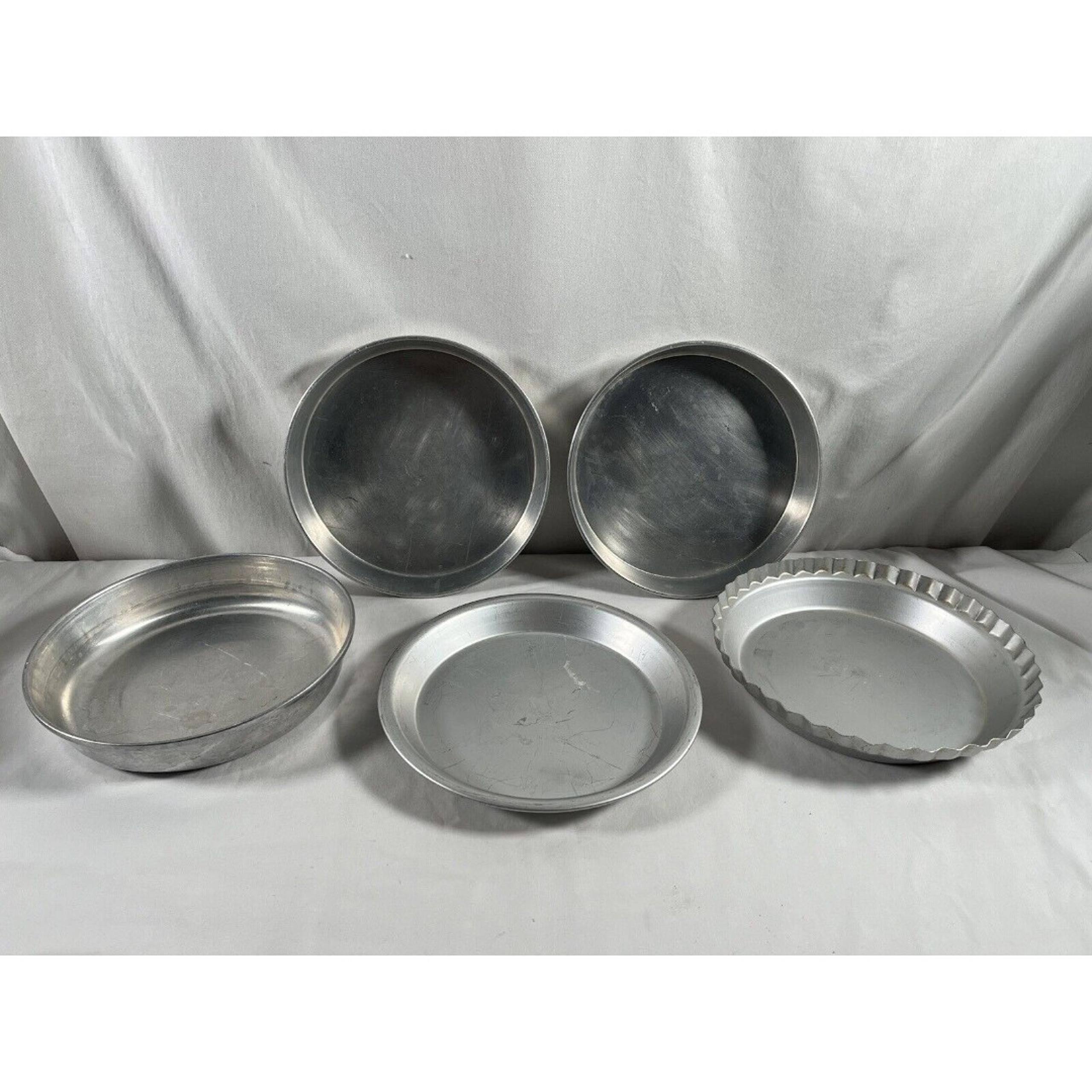 Lot of 5 Wear Ever Round Baking Cake Pan Aluminum Made in USA