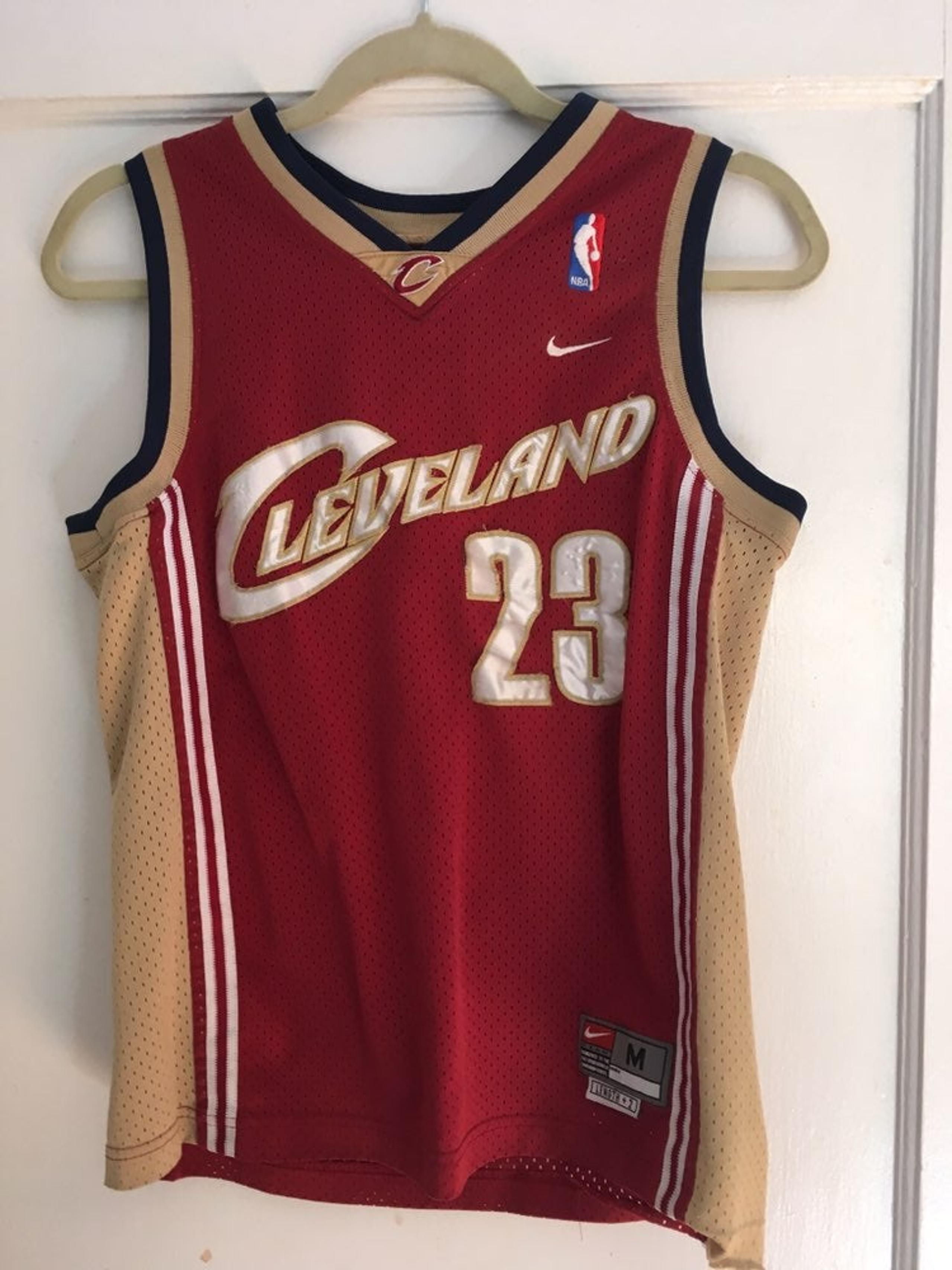 LeBron Rookie Jersey