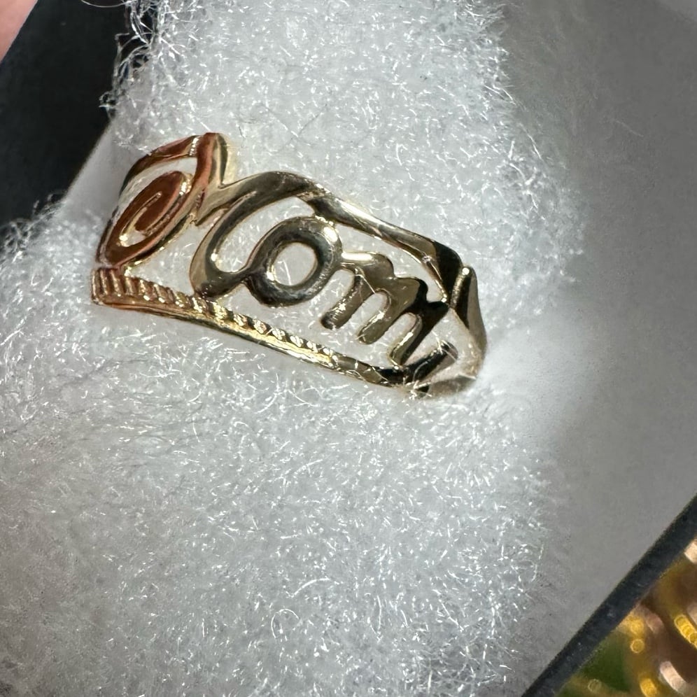 14K Gold Mom Ring