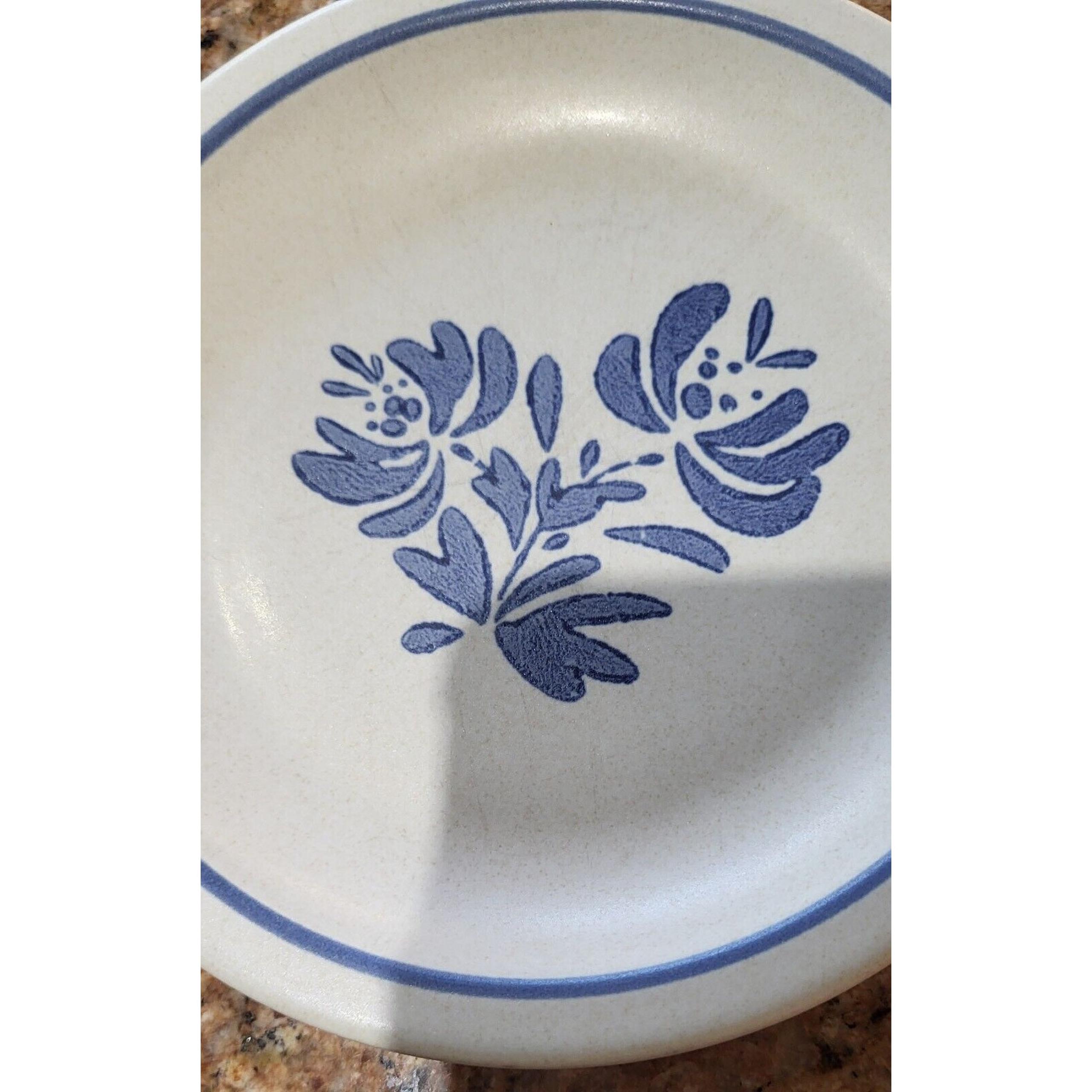 Pfaltzgraff Stoneware "Yorktowne 6-1/2" Small Salad Plates (Set Of 2)
