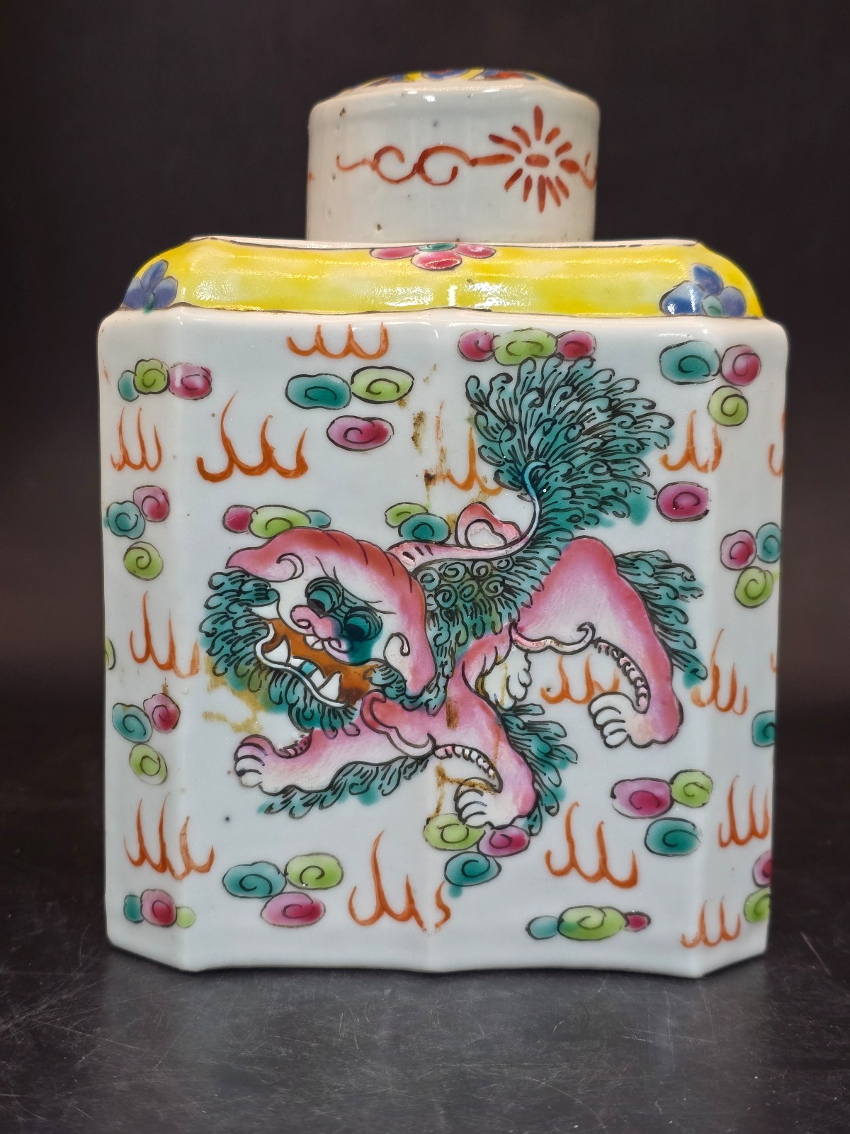 Gorgeous estate Chinese foo dog tea candy