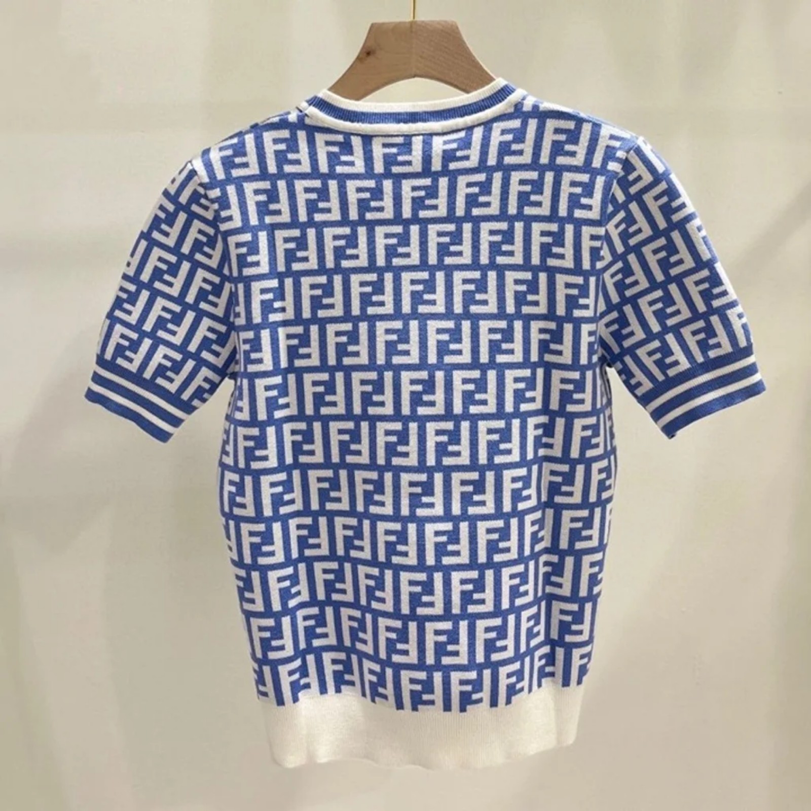 blue shirt