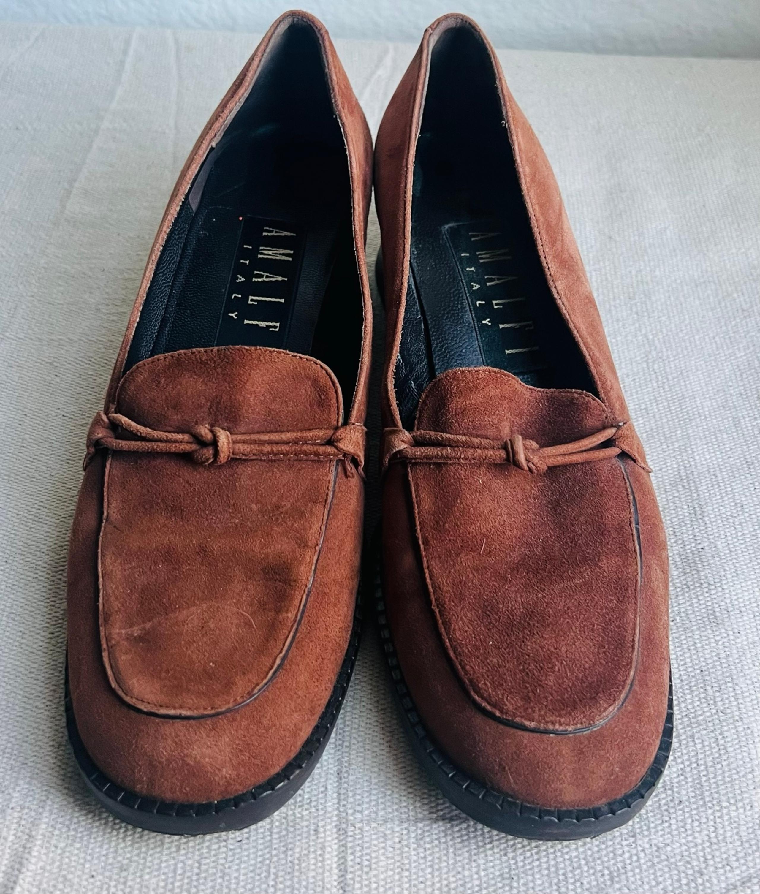 Amalfi Suede Heeled Loafers