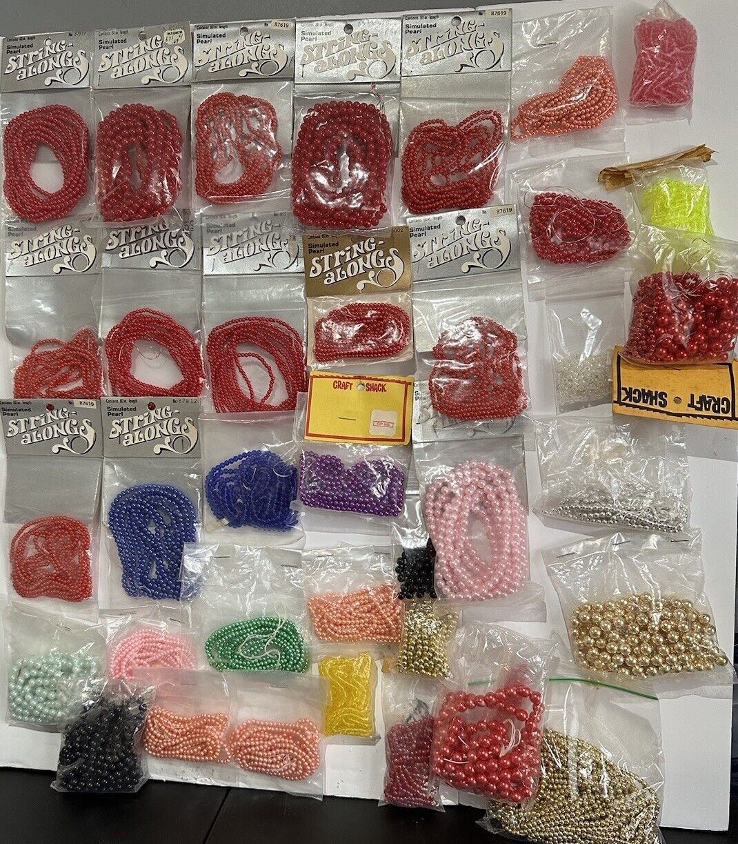 Lot 50+Strands VTG String-Alongs Simulated Faux Pearls Plastic Beads 60 Strings