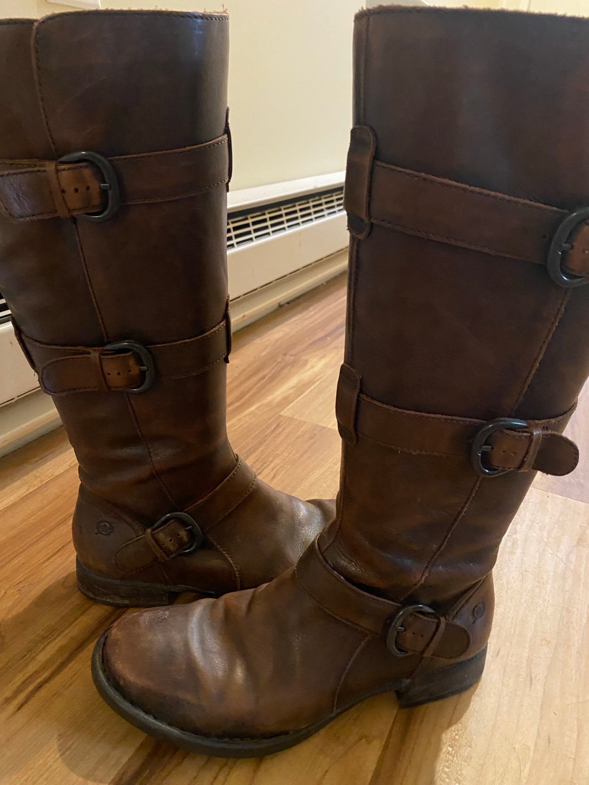 Born leather boots