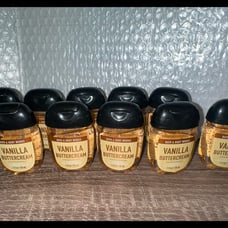 bath and body works sanitizer vanilla buttercream