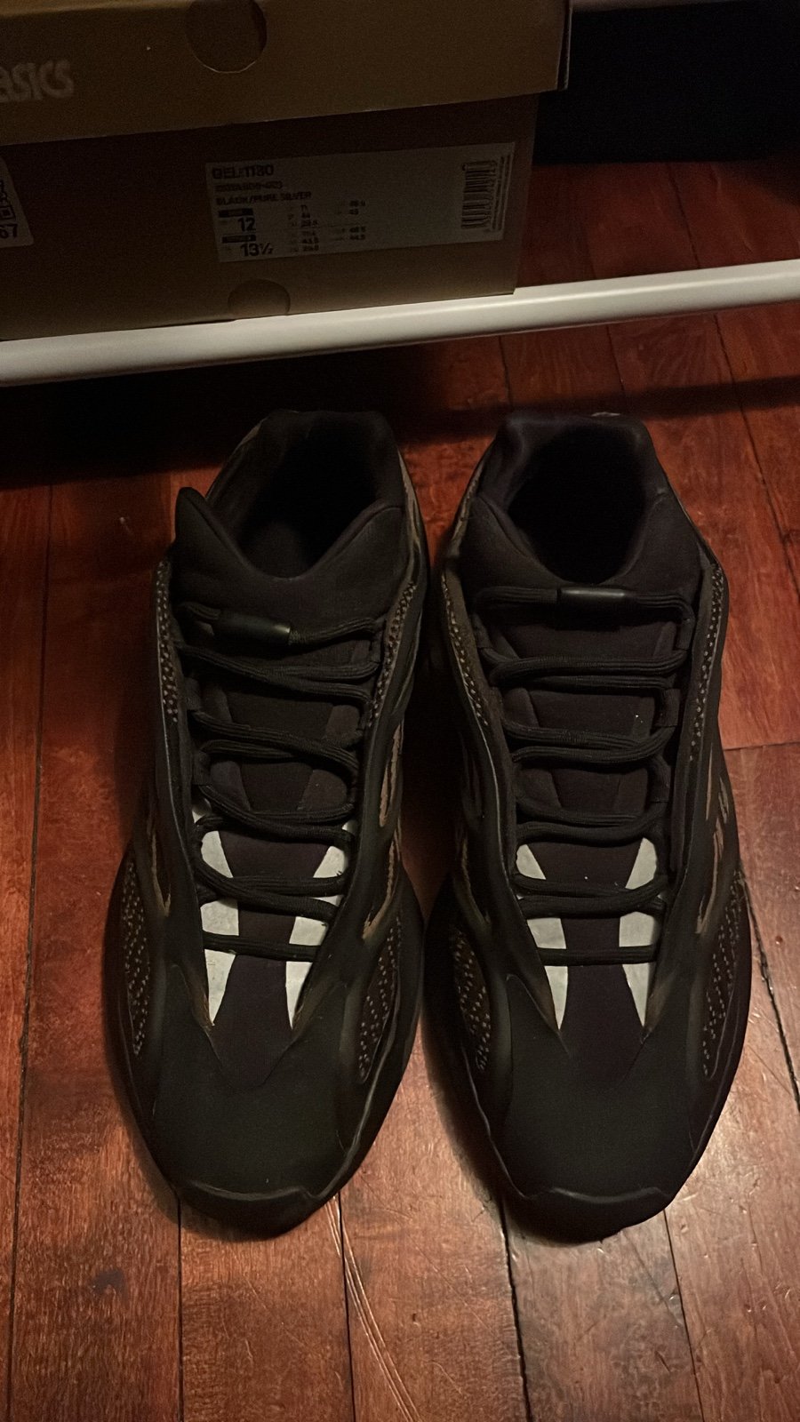 Yeezy 700
