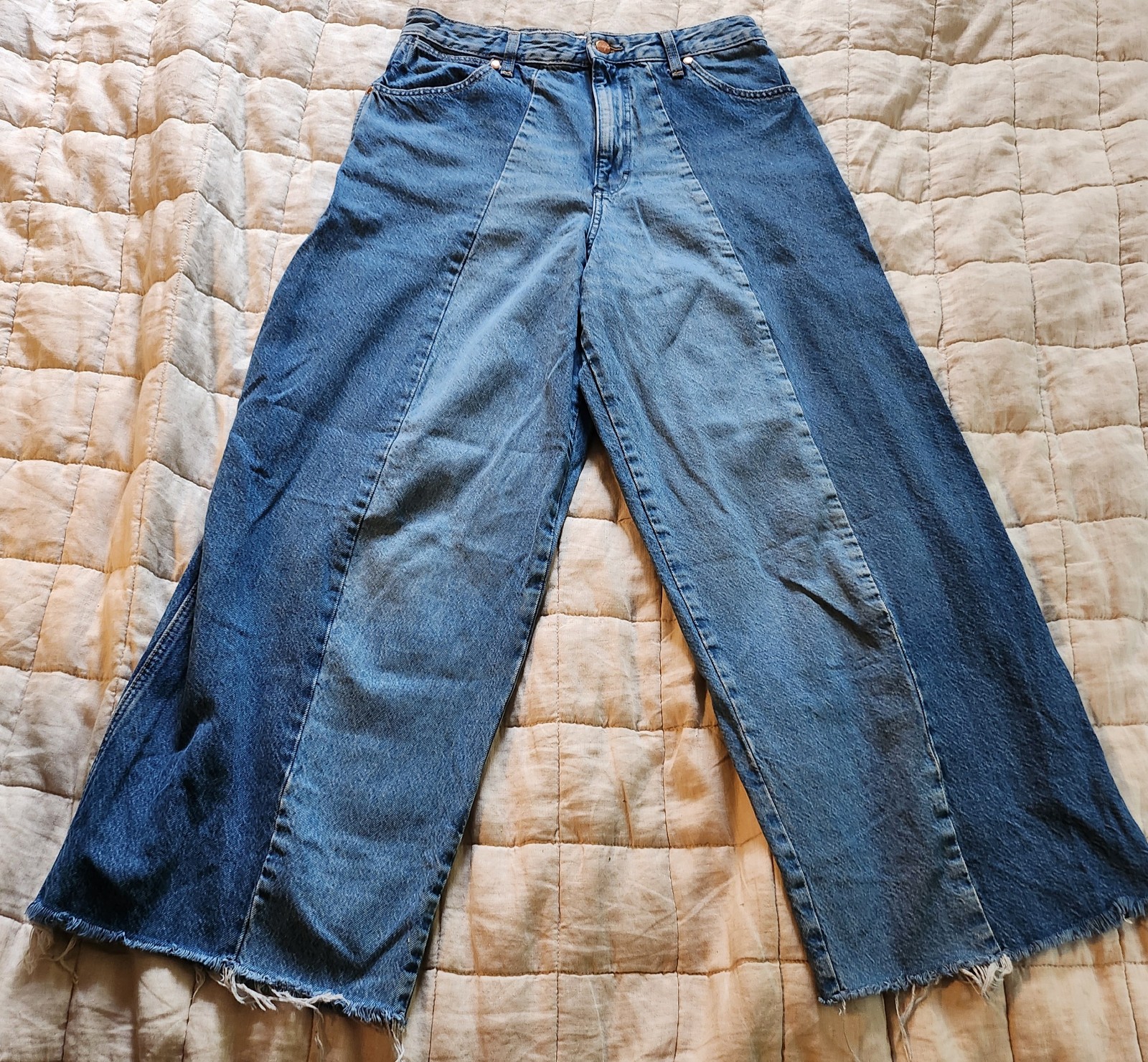 Wrangler Women's 30 X 28 Mid Rise Color Block Together Again Wide Leg Jeans