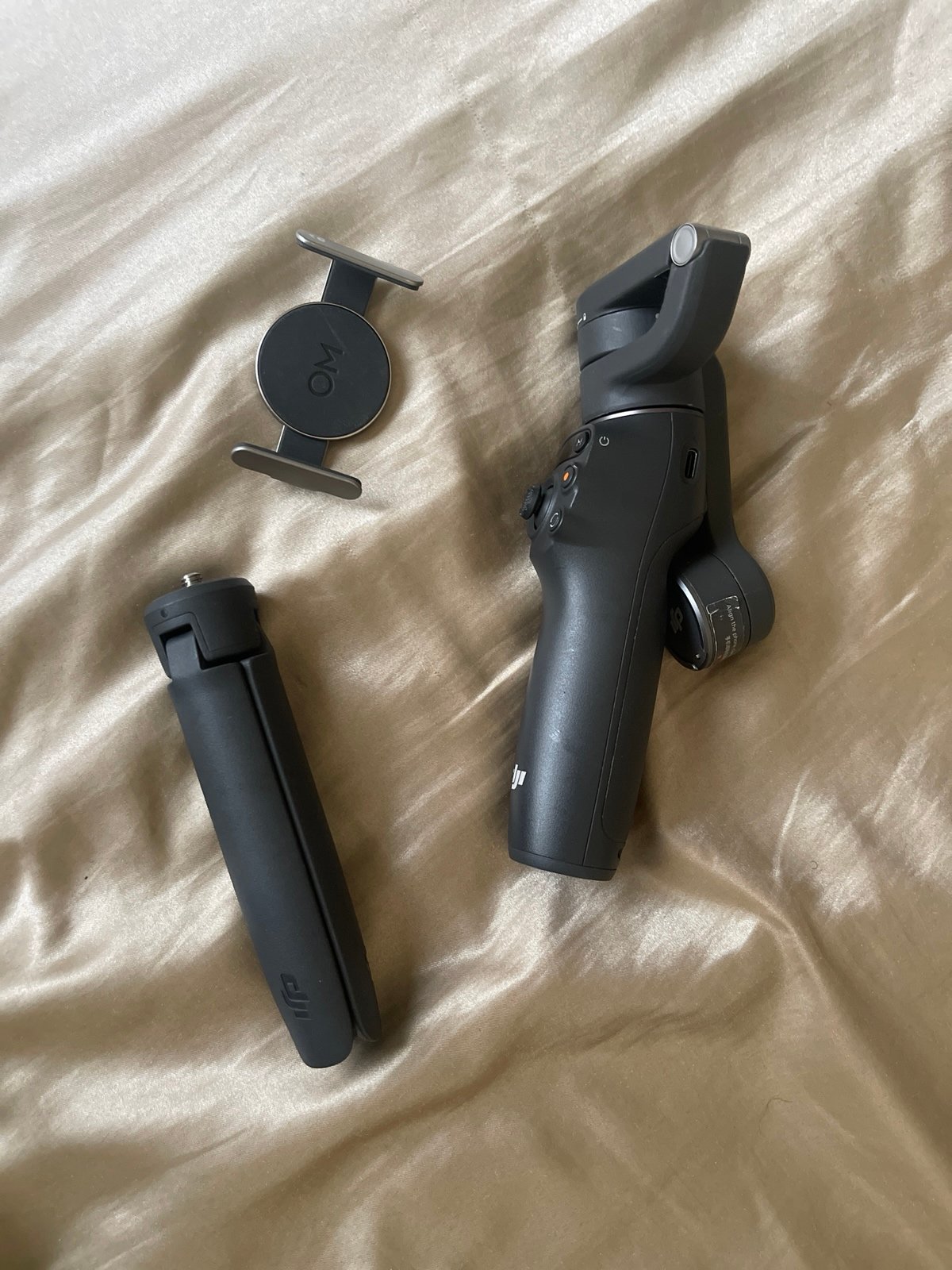 DJI Osmo Mobile 6 Gimbal Stabilizer