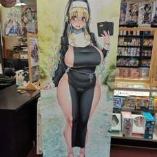 Nitroplus Super Pochaco Life-size Tapestry - Meat Sister Version.