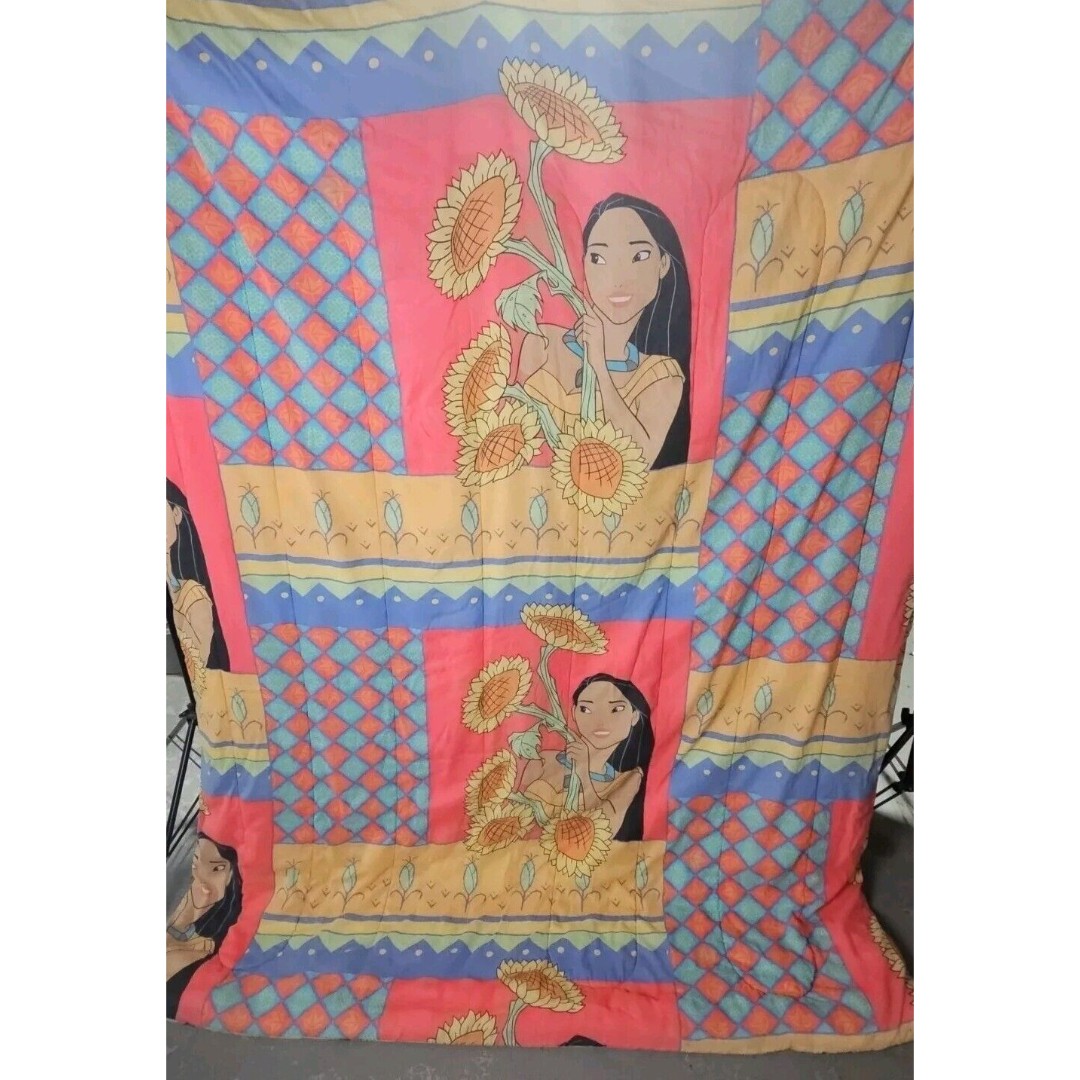 VTG 90s Disney Pocahontas Reversible Twin Comforter Blanket Sunflowers (READ)