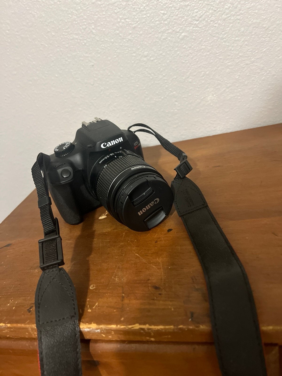Canon EOS Rebel T100