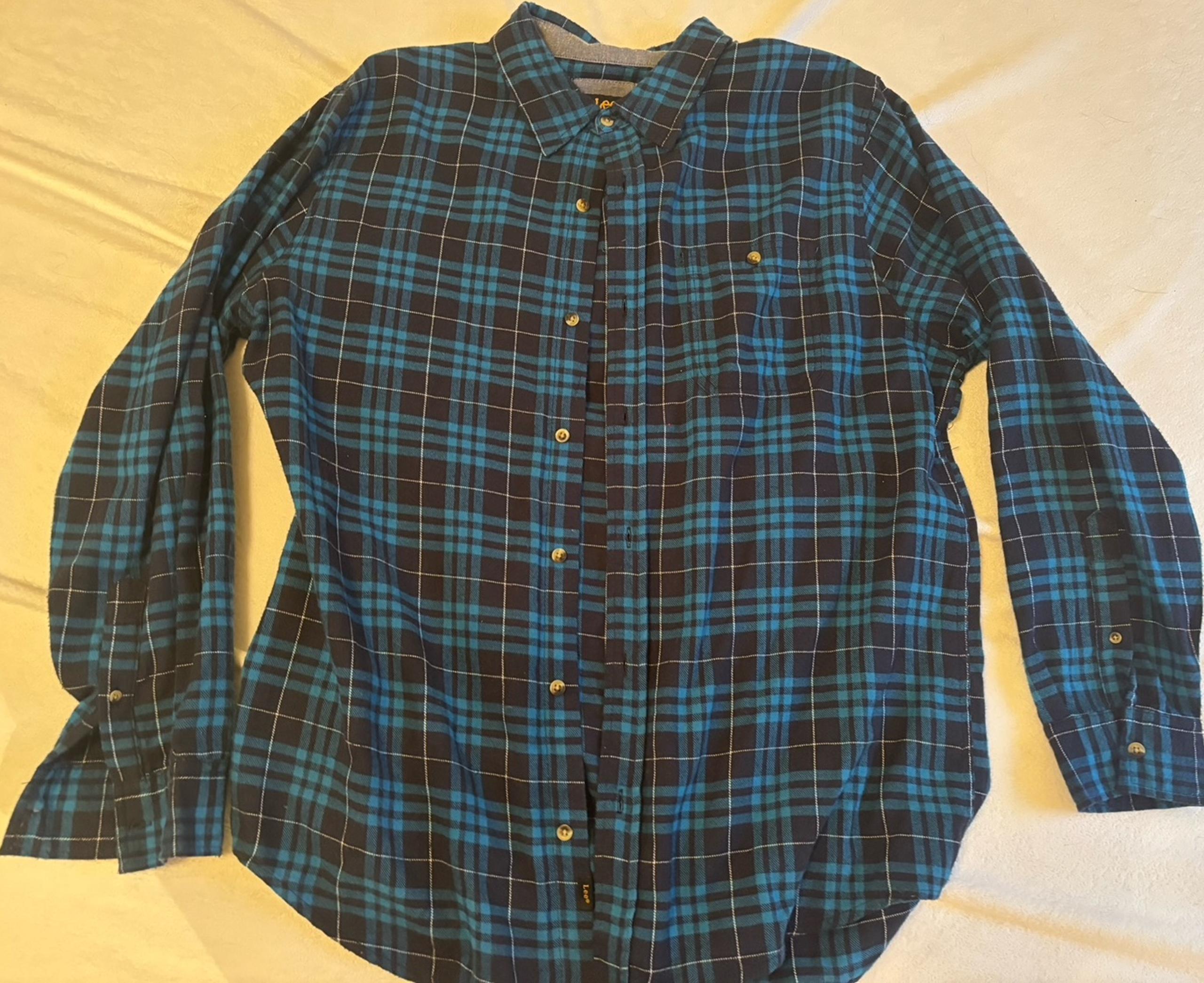 Men’s XL Lee Longsleeve Button Down Shirt