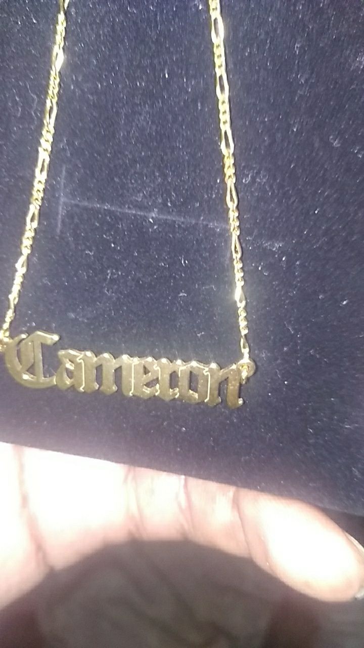 18k gold name necklace
