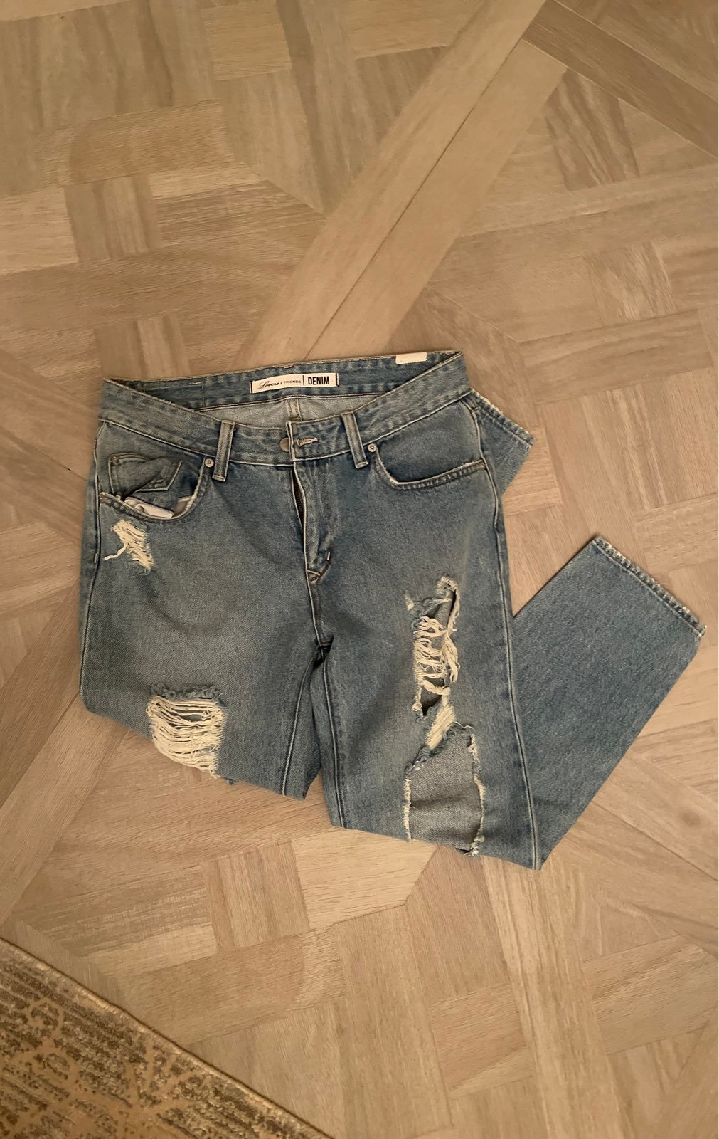 Ripped Jeans