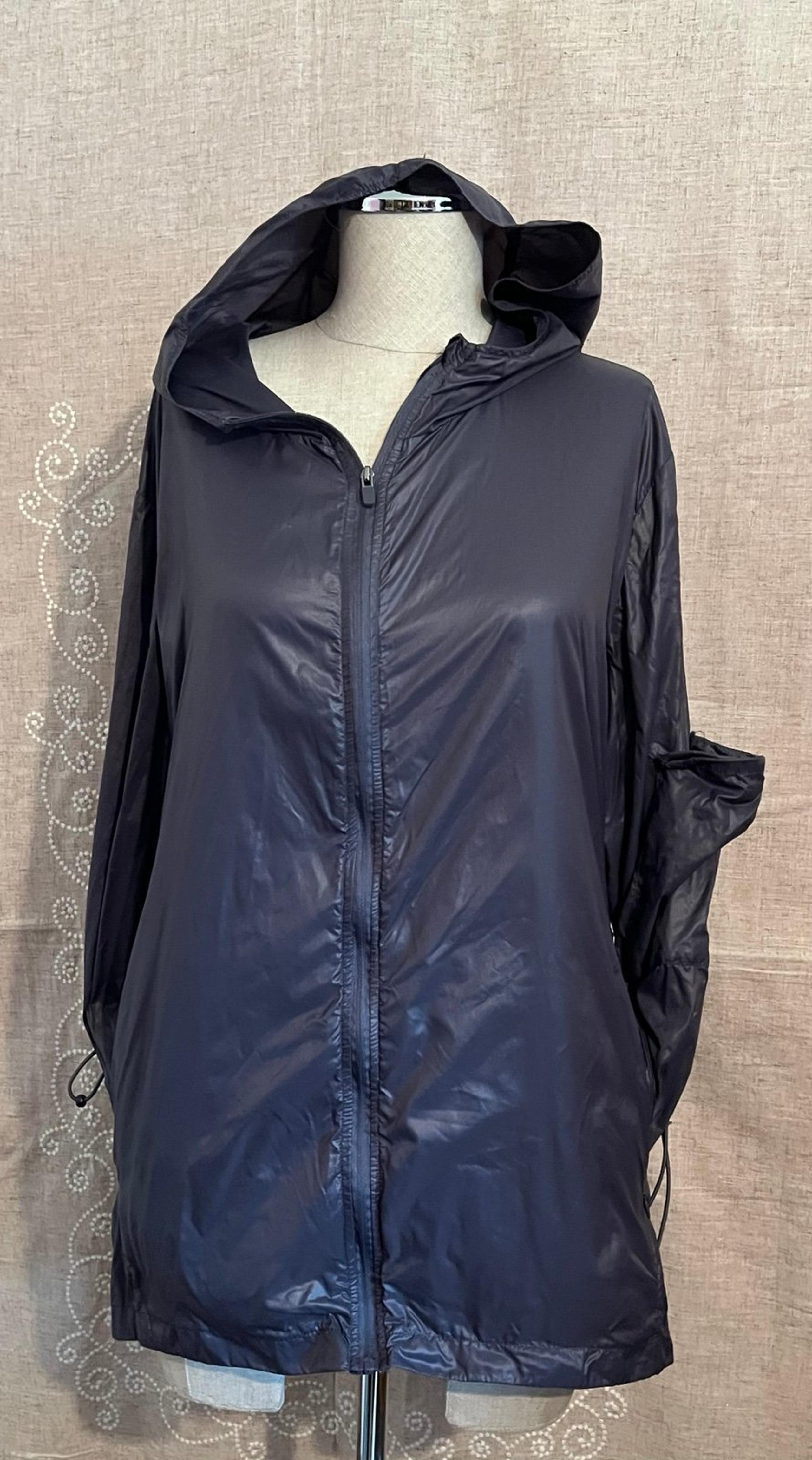 Fabletics Nylon Windbreaker women’s sz Large