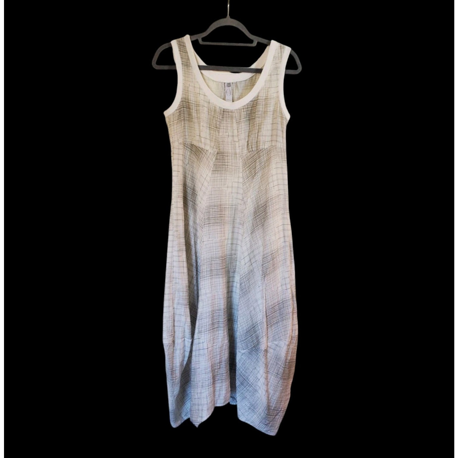 Deca de Vous a Nous Paris White Geometric Lines Lagenlook Midi Dress, Size Small
