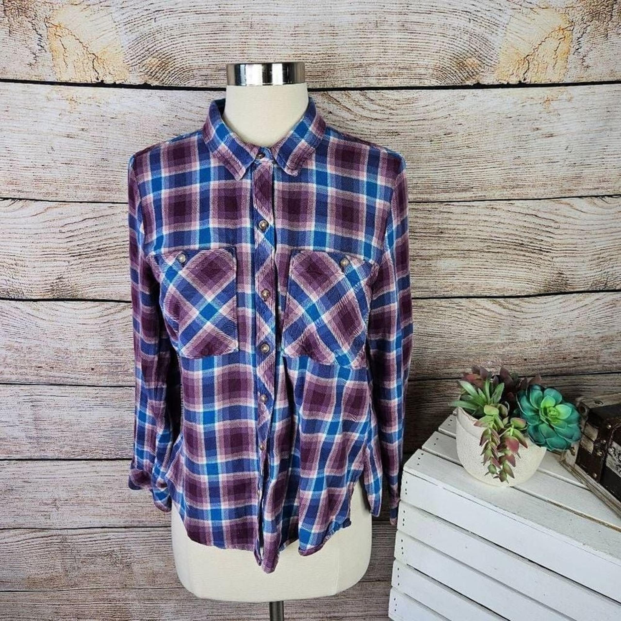 Lucky Brand Women's Blue Soft Plaid Button Down Long Sleeve Shirt Size Small