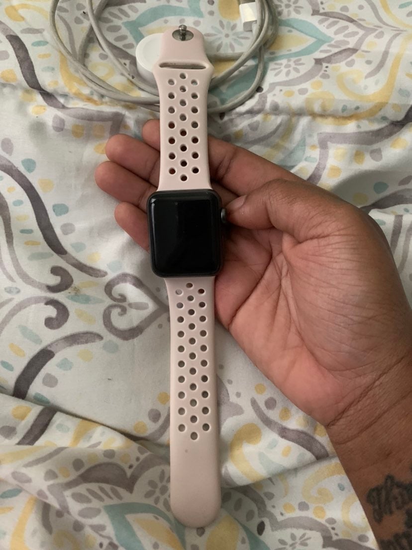 Apple Watch Series 3 42