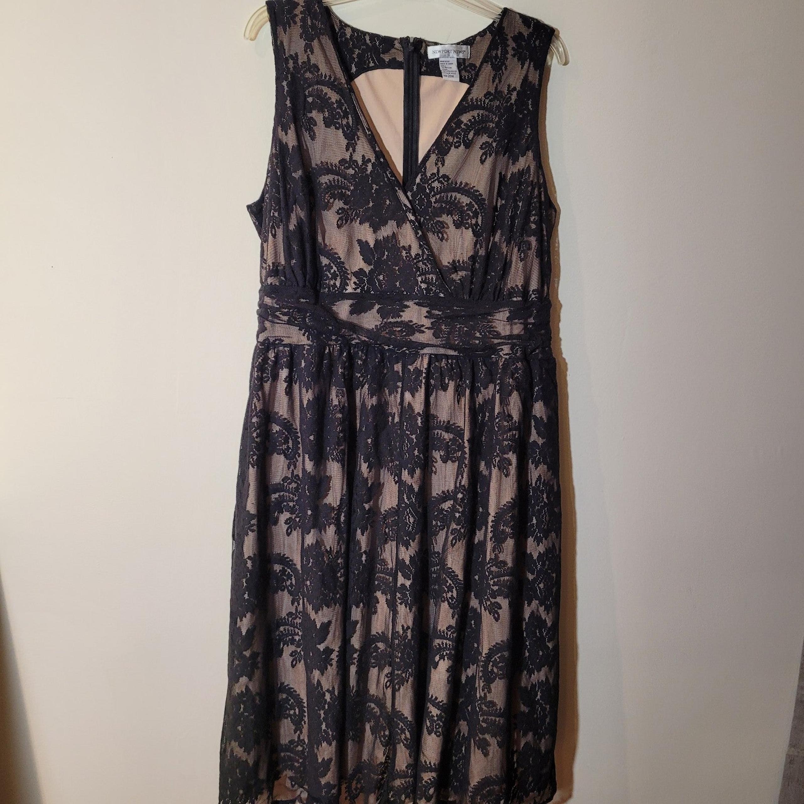 Black lace V neck dress bundle Size 20