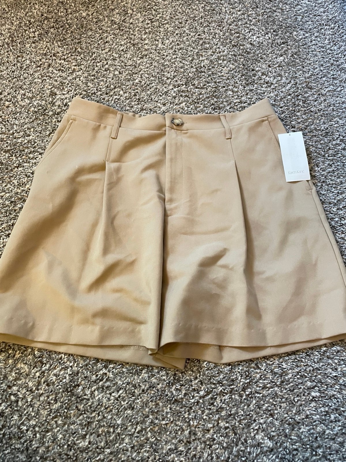 Karen Kane high waisted shorts size large women’s tan new nwt