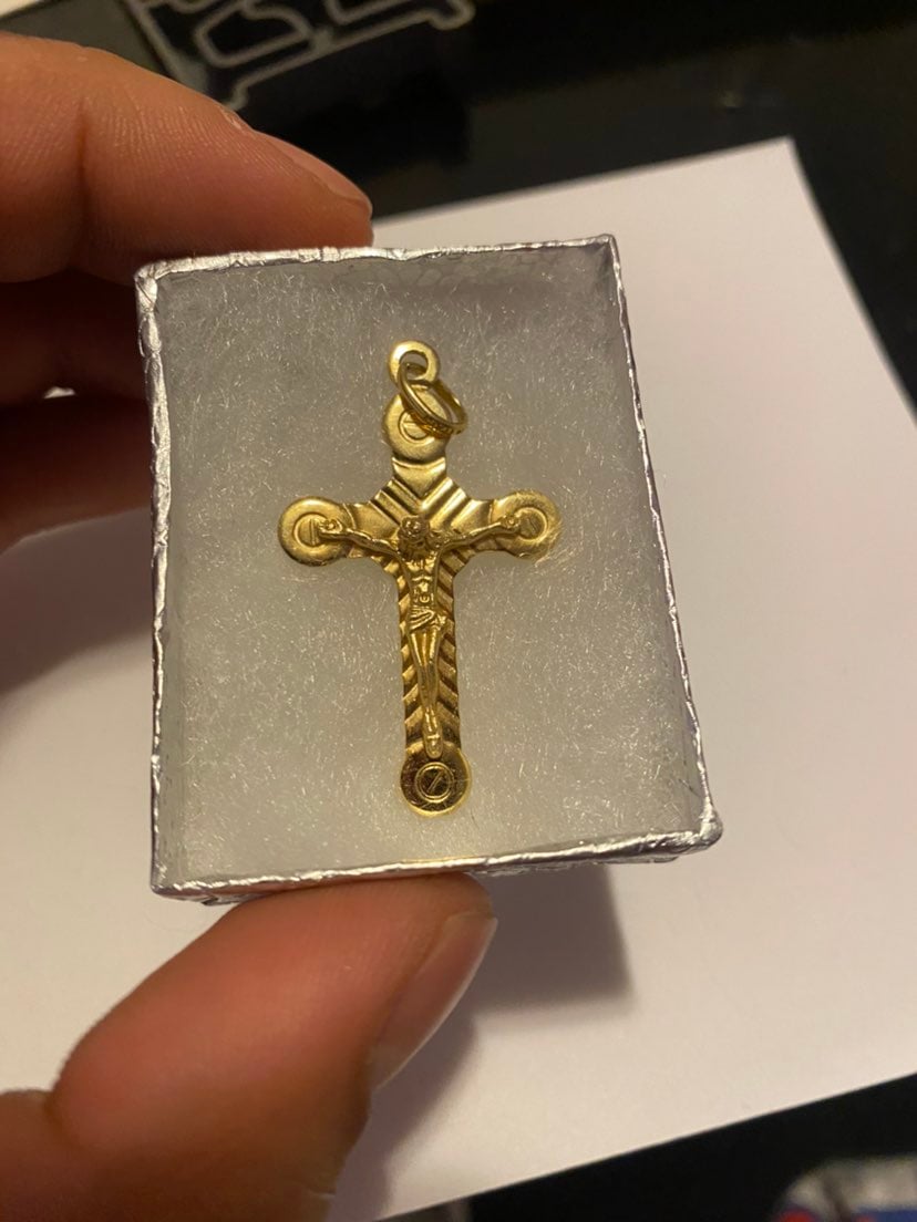 14k gold cross pendant