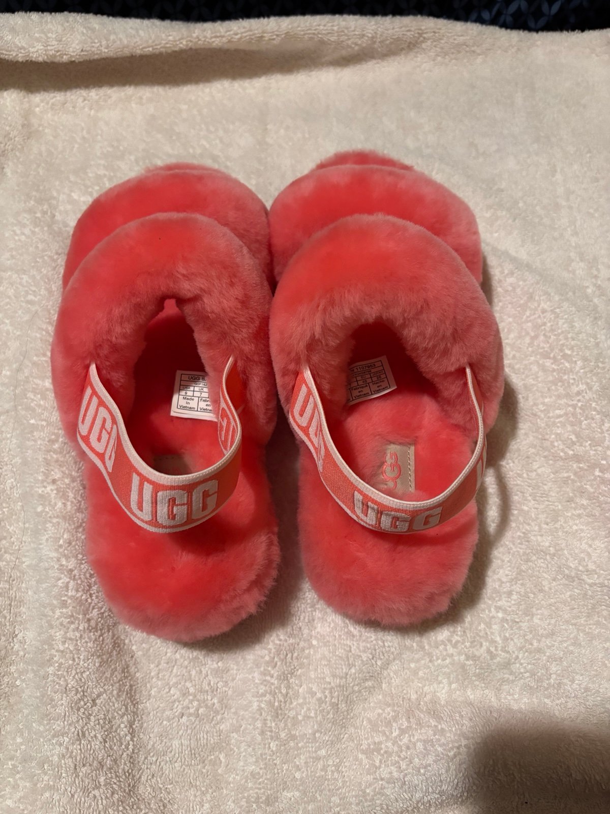 UGG FLUFF YEA SLIDE SANDALS