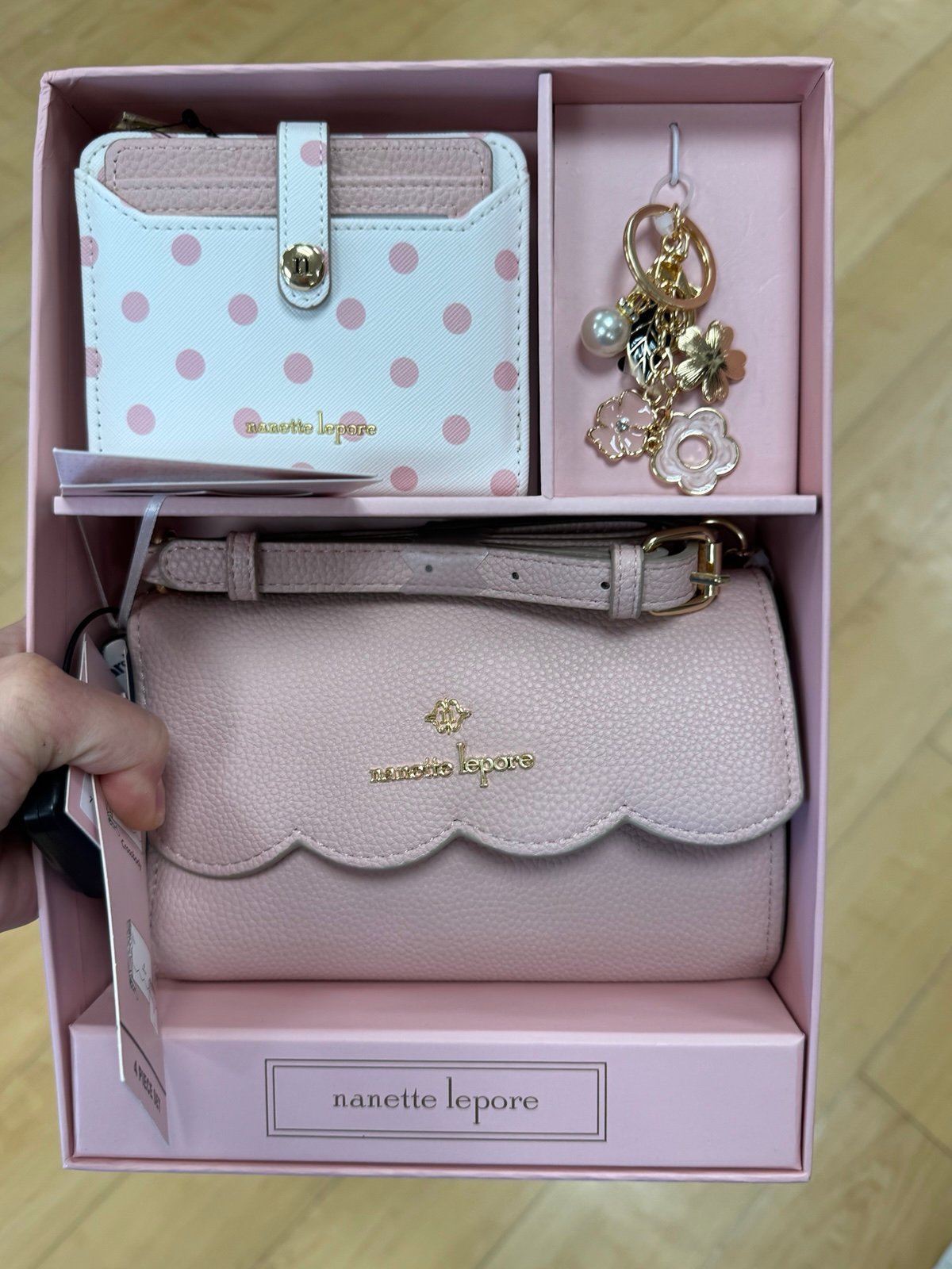 nanette lepore gift bag set