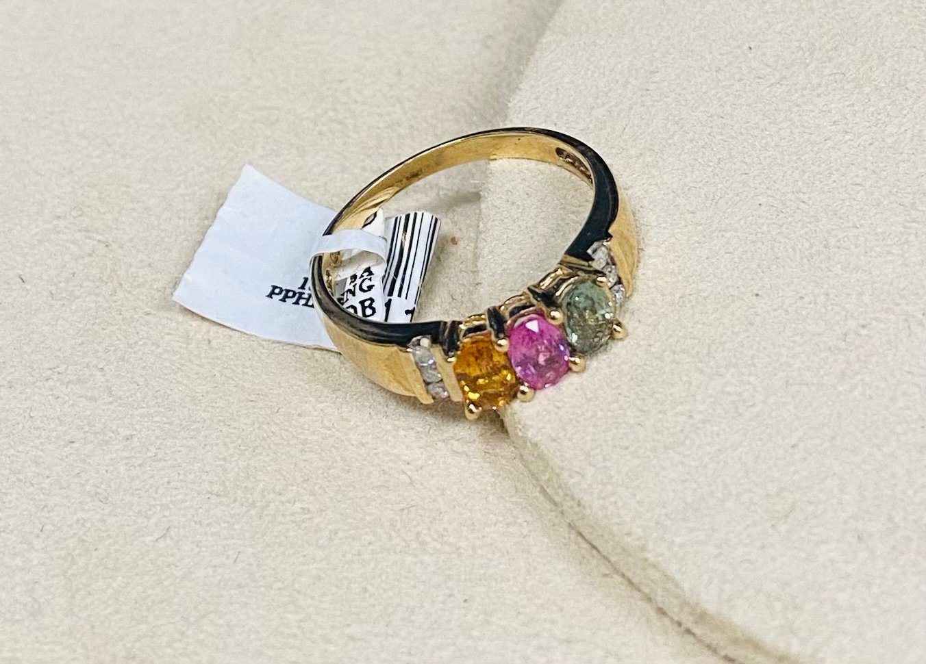 10k Multi-Sapphire/Diamond Band