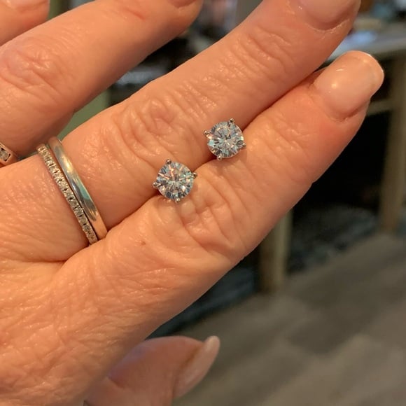 1 cttw 4 prong Moissanite earrings